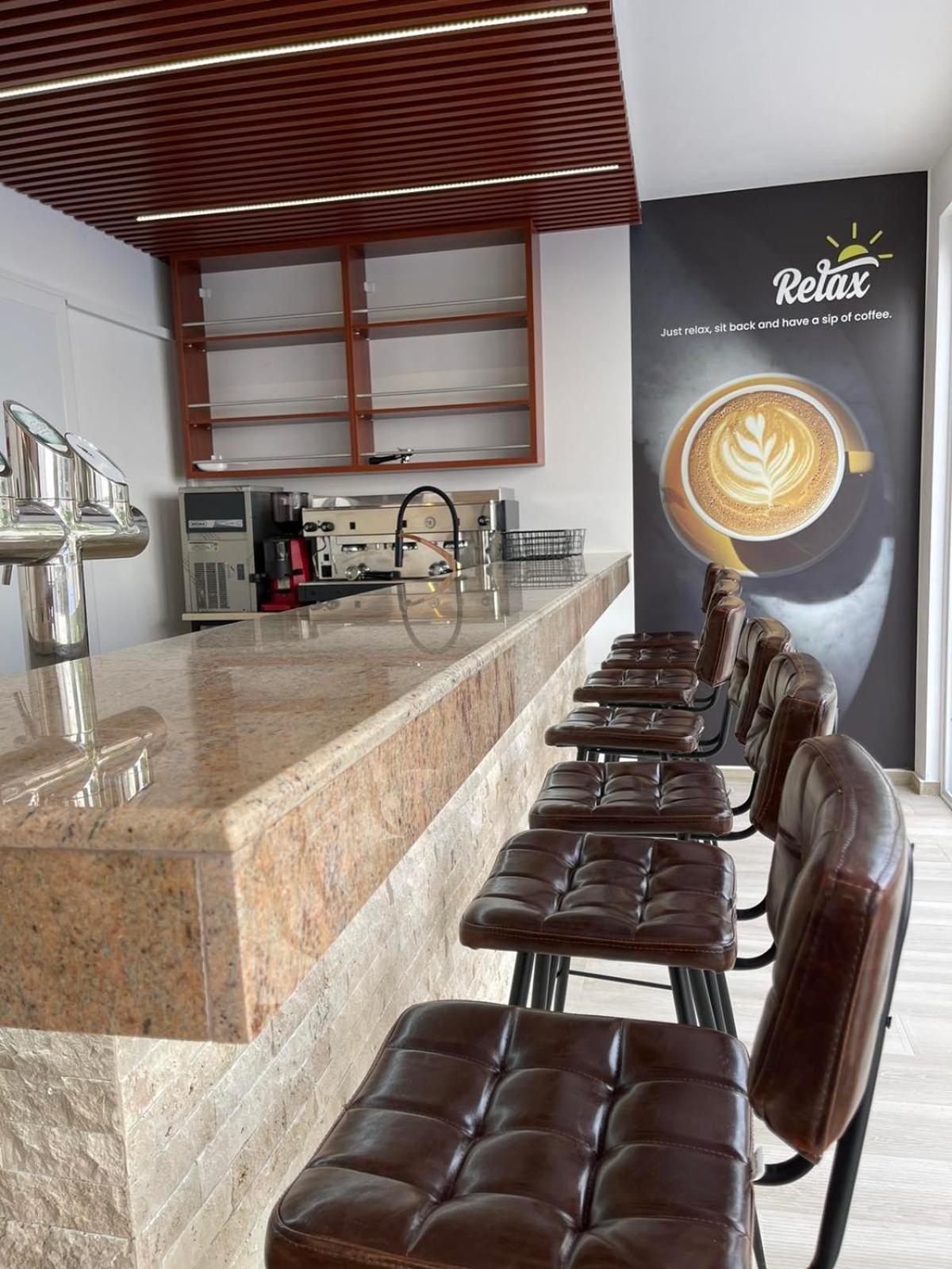 Relax Apartmani Sutomore Exterior photo