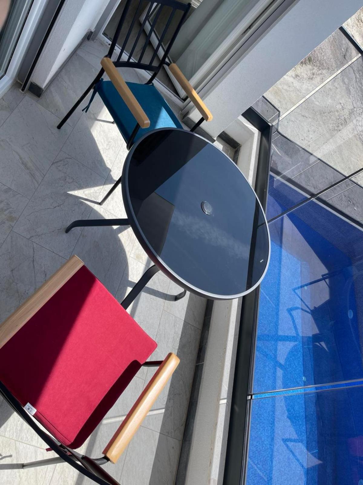 Relax Apartmani Sutomore Exterior photo